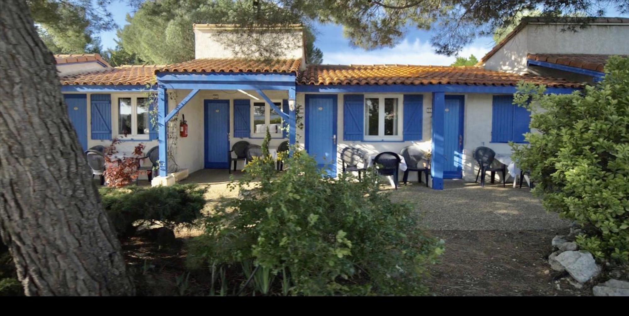 איגוס-מורטס Hotel Des 4 Vents "Esprit Camargue" מראה חיצוני תמונה