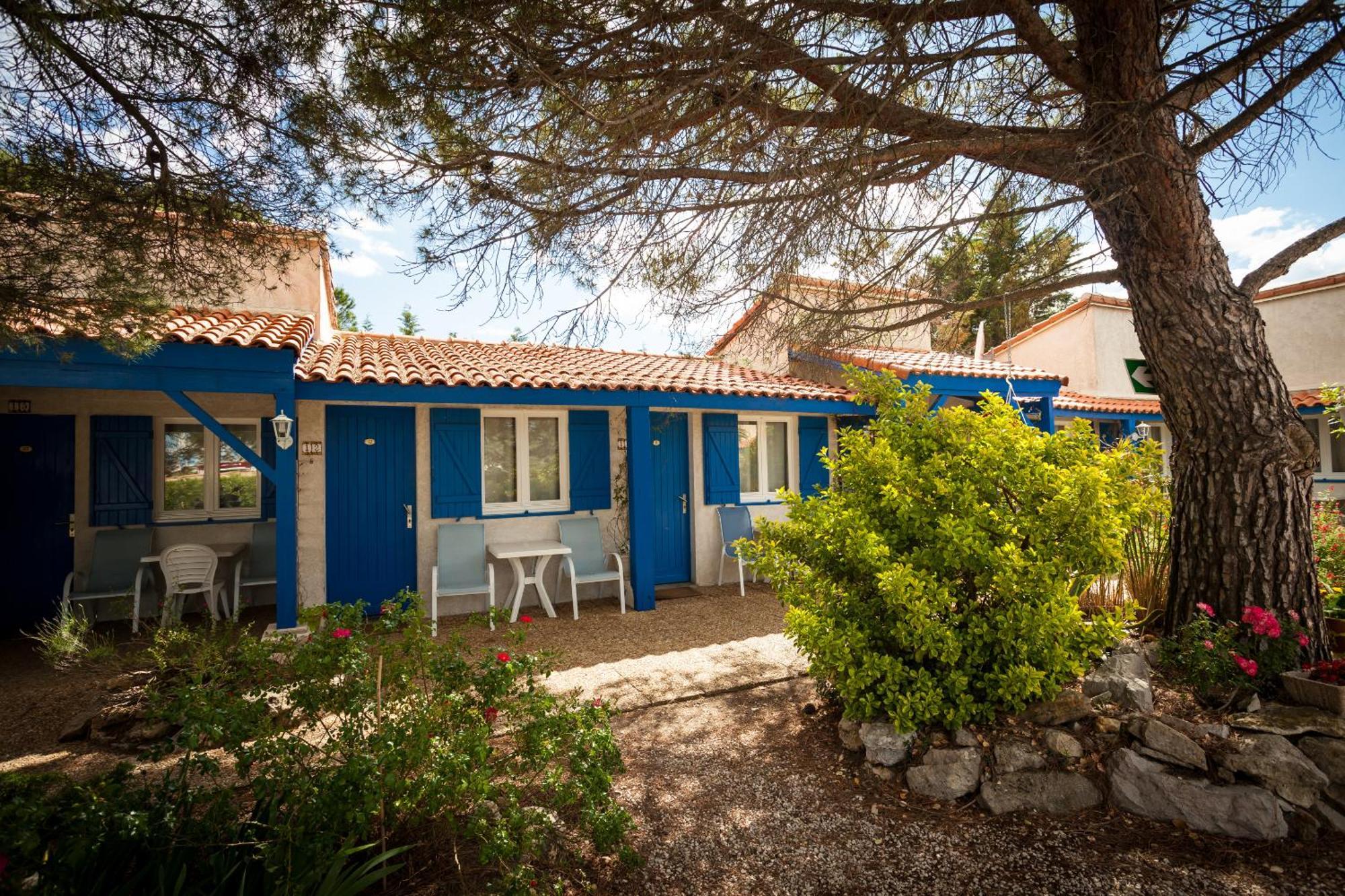 איגוס-מורטס Hotel Des 4 Vents "Esprit Camargue" מראה חיצוני תמונה