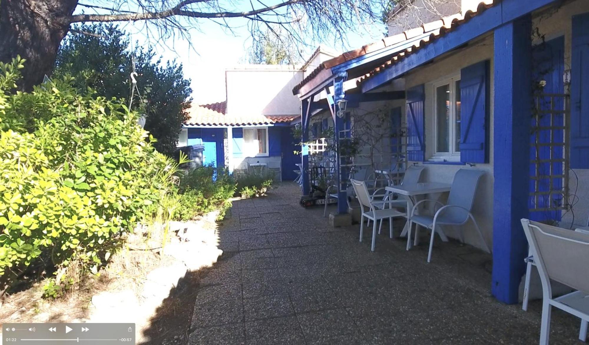איגוס-מורטס Hotel Des 4 Vents "Esprit Camargue" מראה חיצוני תמונה
