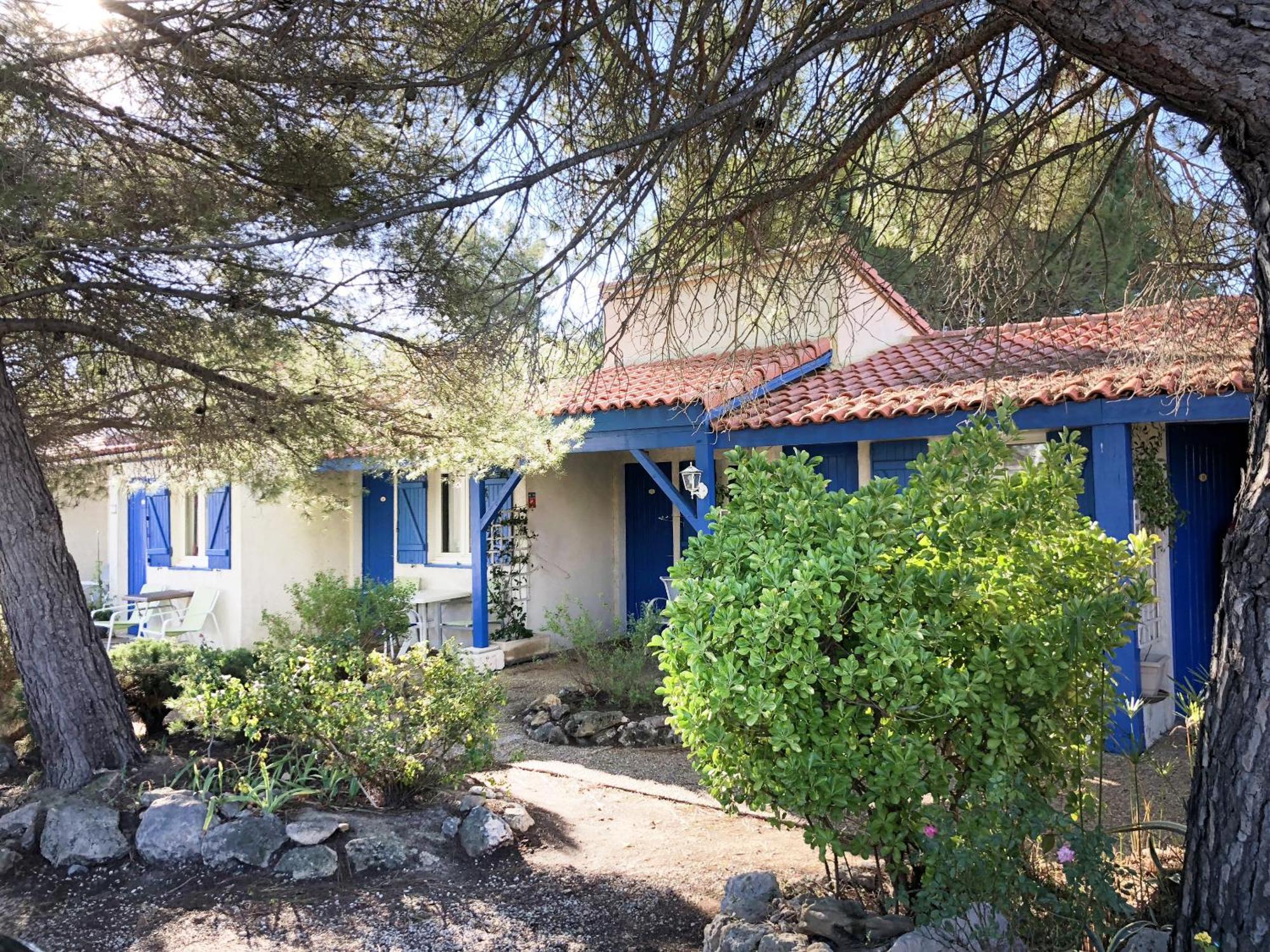 איגוס-מורטס Hotel Des 4 Vents "Esprit Camargue" מראה חיצוני תמונה
